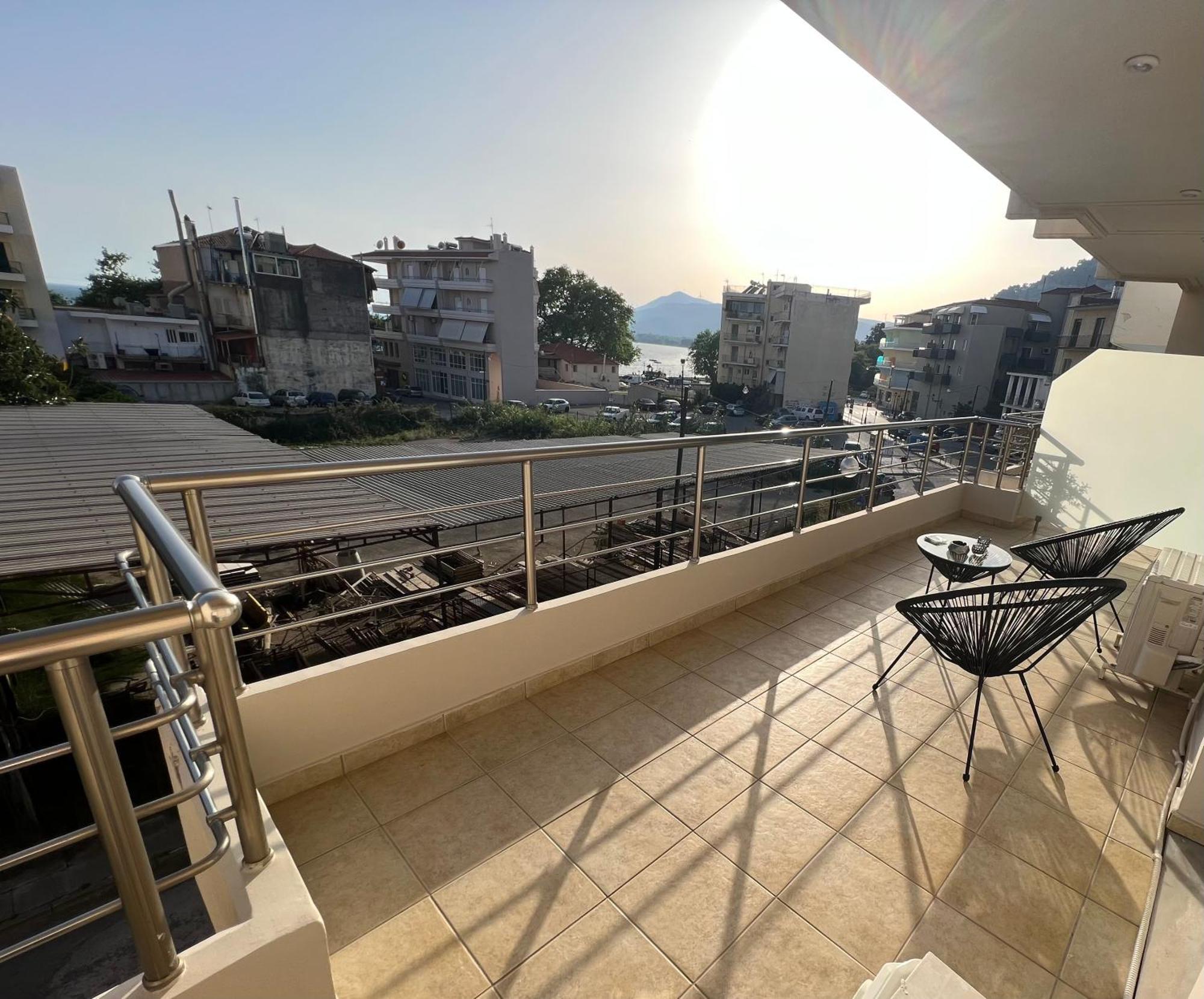 Niki Apartment 80 M2 In Gribovo Nafpaktos エクステリア 写真